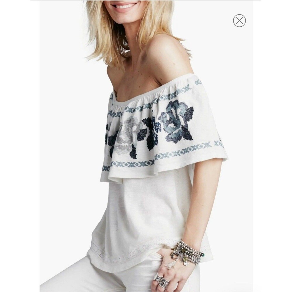Free People Women's Top XS White Blue Cotton Off Shoulder Embroidered Loose Fit